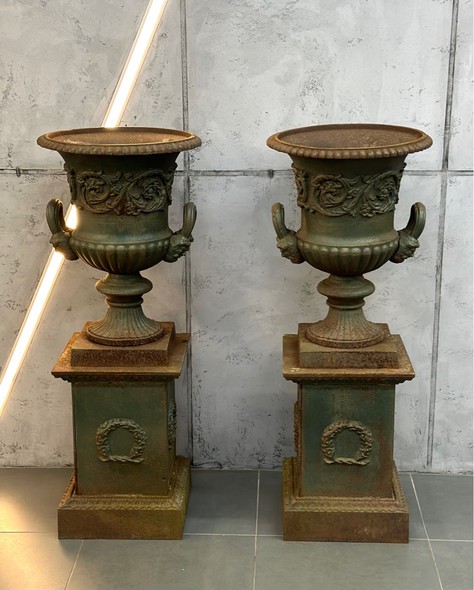 Antique pair of flowerpots