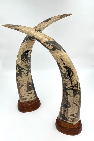 Antique horn composition "Phoenix and Dragon"