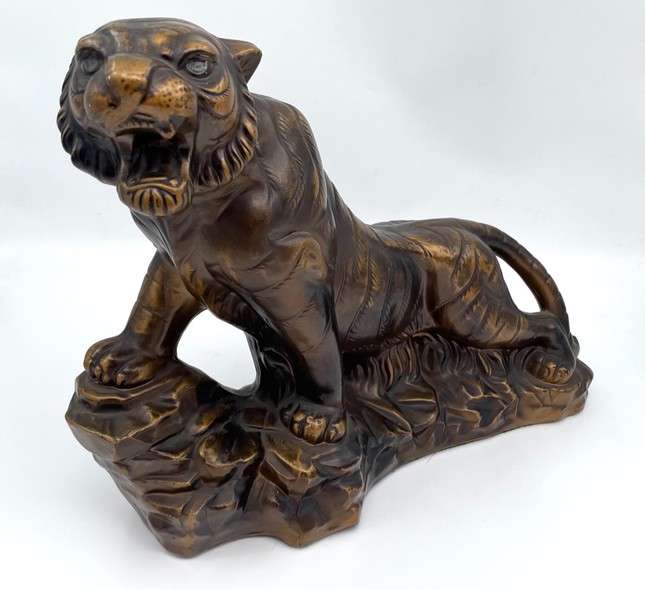 Antique okimono "Panther"