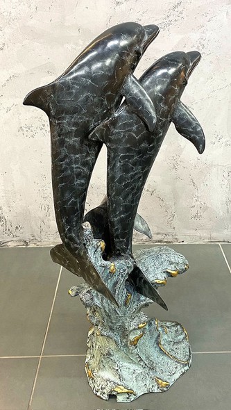 Bronze sculpture - fountain
"Dolphins"