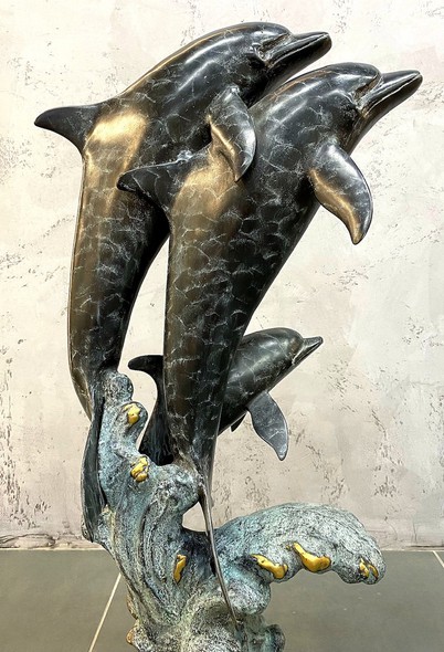 Bronze sculpture - fountain
"Dolphins"