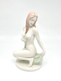 Vintage figurine "Girl"