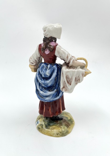 Vintage statuette
"Trading", Thuringia,
Germany