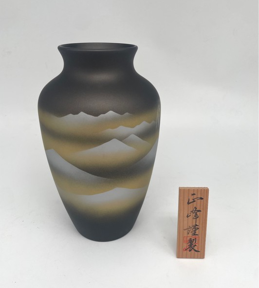 Antique Kutani vase