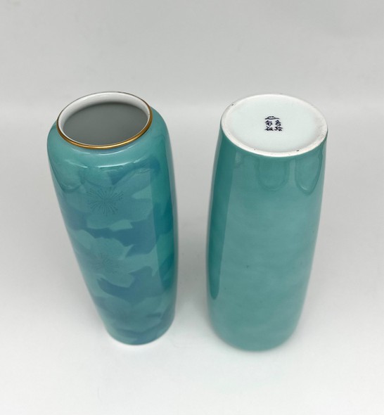 Paired vintage vases, Fukugawa