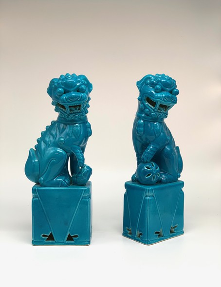 Antique paired sculptures “Dogs of Fo”, Japan