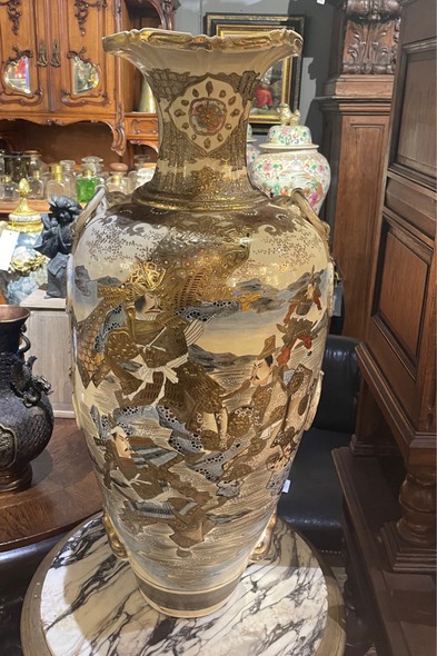Старинная ваза, Сацума