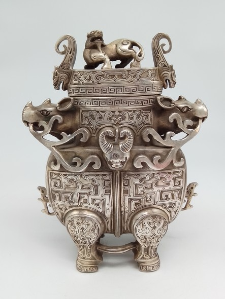 Silver Tibet vase. XIX с.