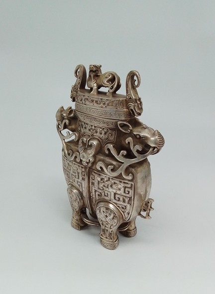 Silver Tibet vase. XIX с.