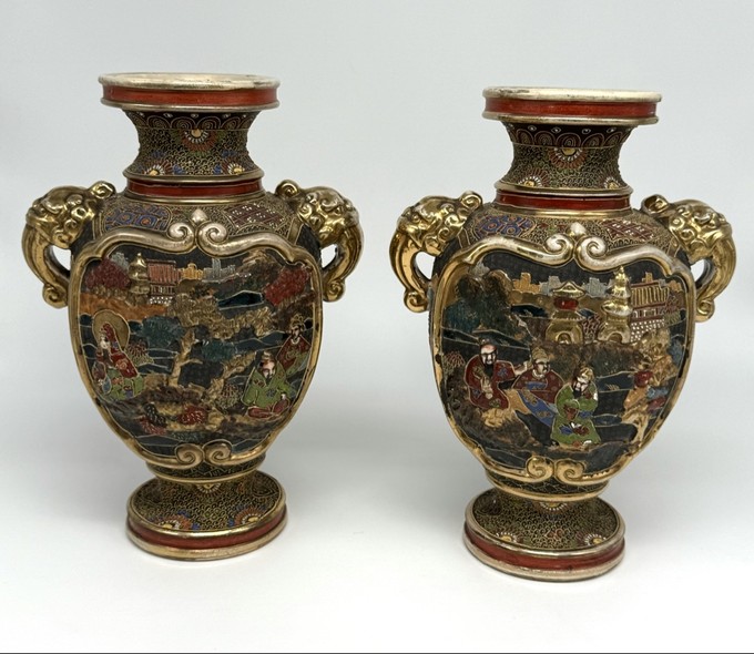 Antique paired vases, Satsuma