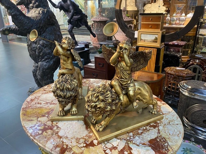 Antique sculpture "Putti on lions”