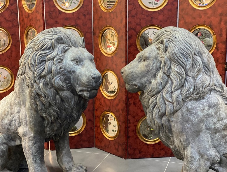 Ancient paired sculptures "Lions"