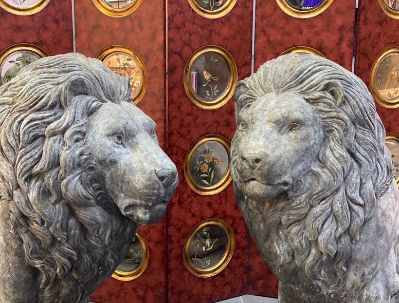 Ancient paired sculptures "Lions"