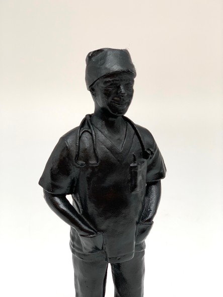 Антикварная скульптура «Доктор»