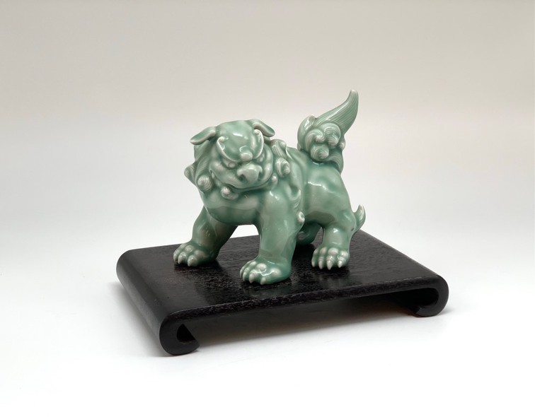 Antique sculpture
"Dog Pho"