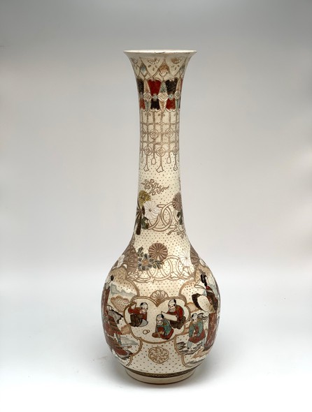 Antique vase,
Japan