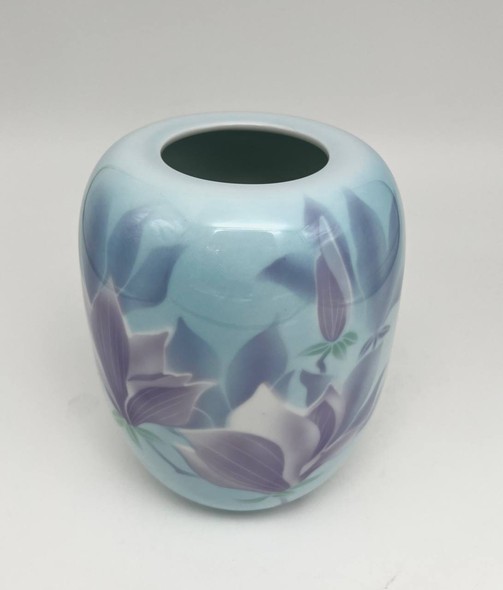 Vintage vase, Fukagawa