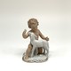 Антикварная статуэтка «Путти с ягненком»