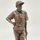 Скульптура «Игрок в гольф»
