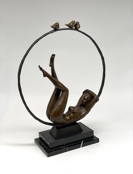 Винтажная скульптура «Нега»