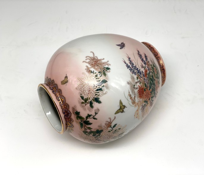 Винтажная японская ваза «Хризантемы»