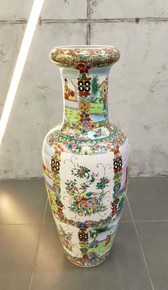 Antique Chinese vase