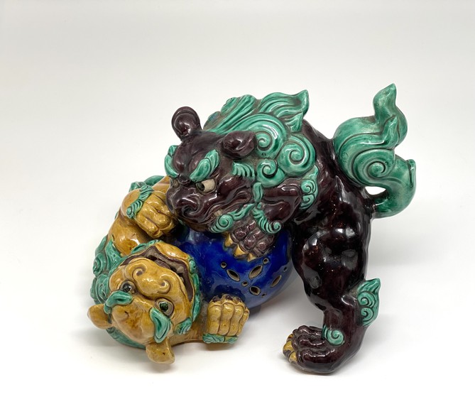 Antique sculpture "Playing Pho dogs", Japan