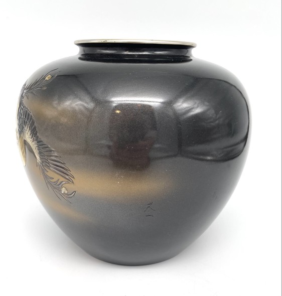 Antique vase with phoenix,
Japan