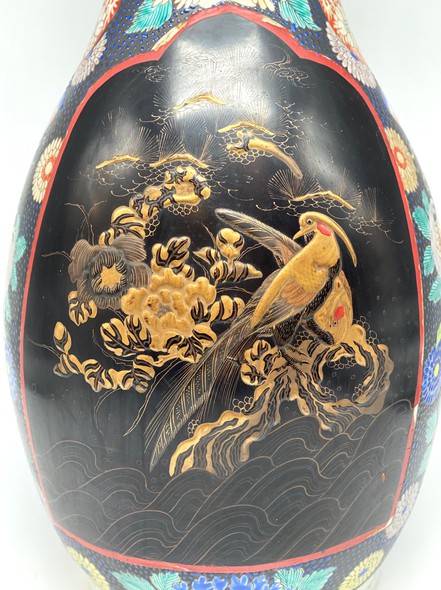 Antique Japanese vase, Arita