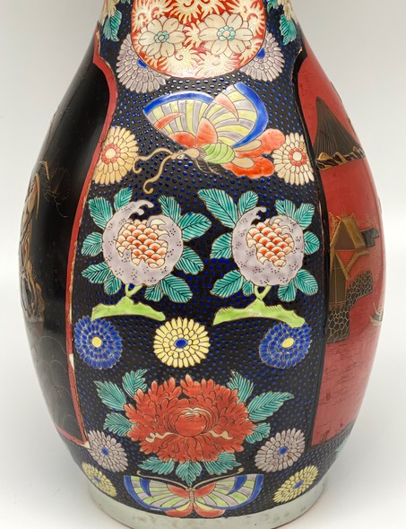 Antique Japanese vase, Arita