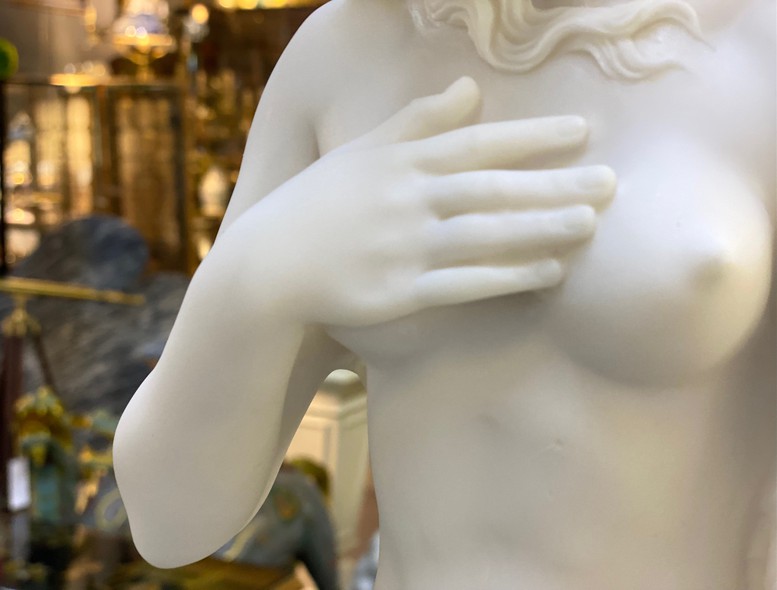 Sculpture "Birth of Venus"