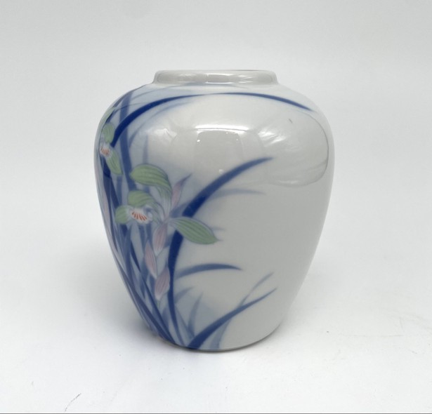 Vintage vase "Irises"