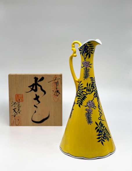 Vintage jug,
Arita, Eguchi Tendo