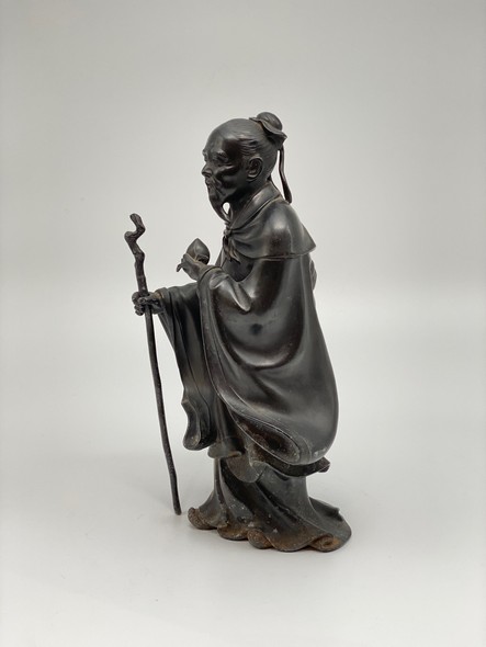 Antique sculpture
"Jyurojin with peach"