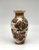 Antique vase
Satsuma, Japan, 19th century.