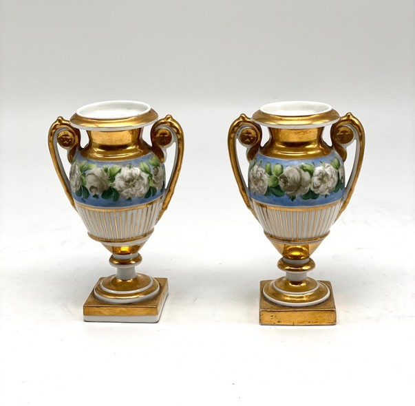 Antique steam rooms
classic vases