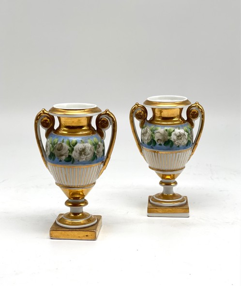 Antique steam rooms
classic vases