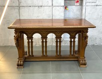 Antique console table,
Renaissance, 19th century