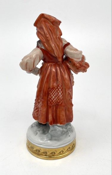 Antique statuette "Girl with a basket"