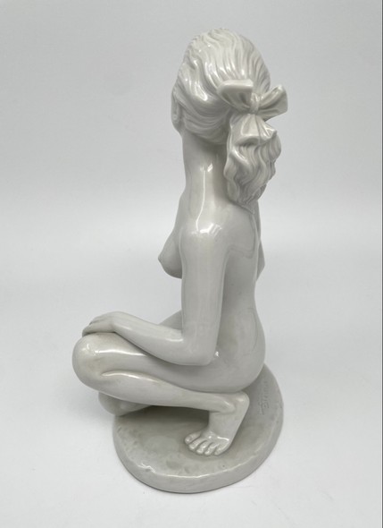 Antique statuette "Nude"