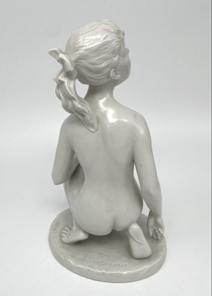 Antique statuette "Nude"