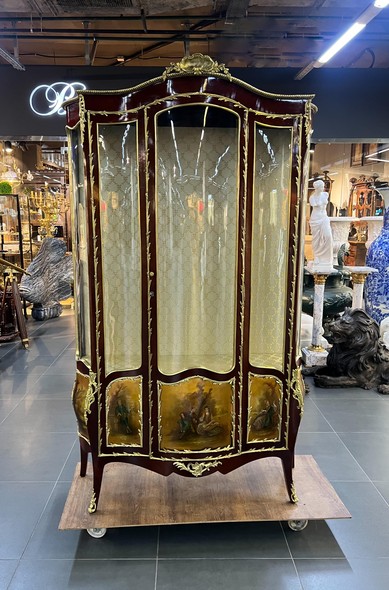 Antique Louis XV display showcase