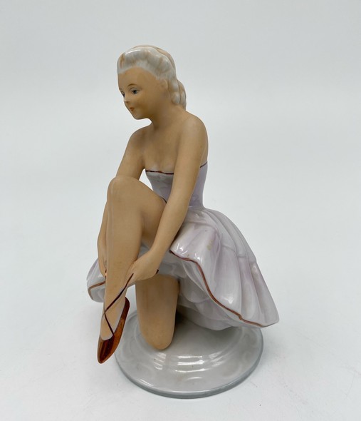 Vintage figurine   "Ballerina"