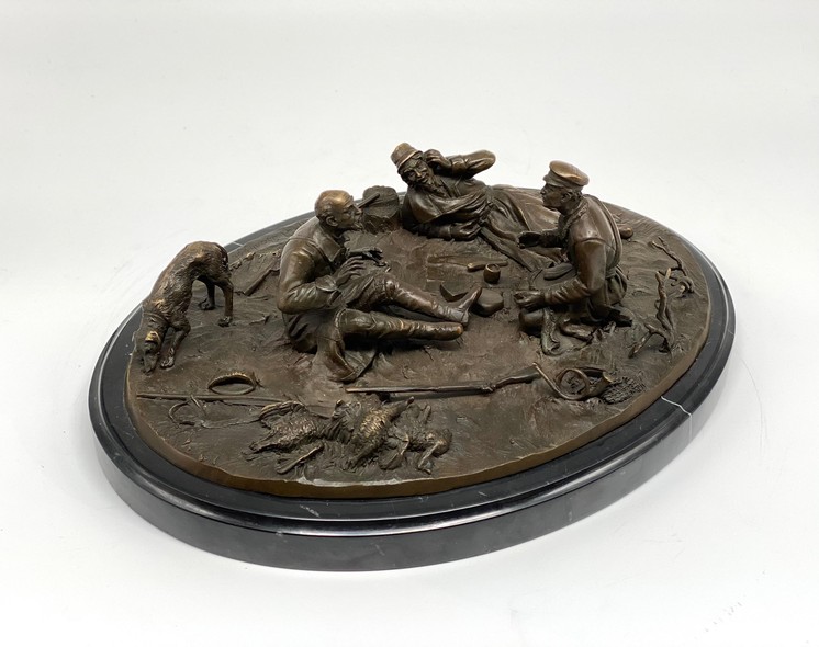 Sculptural composition "Hunters at a halt"