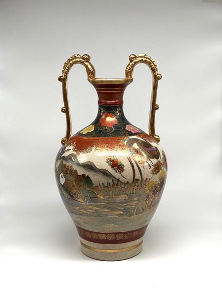 Antique vase
"Amphora", Kutani