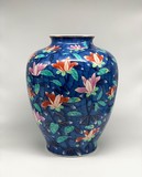 Vintage Japanese vase, Arita