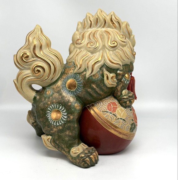 Antique sculpture "Fo Dog"
