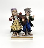 Статуэтка «Дети с петухом»  Sitzendorf Статуэтка «Дети с петухом»  Sitzendorf