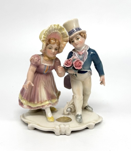 Статуэтка «Романтическая пара»