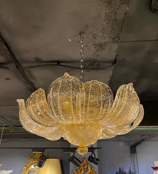 Винтажная люстра
из муранского стекла